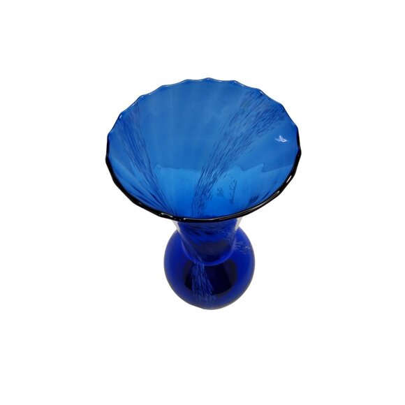 Vintage Cobalt Blue and white swirl hand blown art glass vase. - Picture 7 of 8
